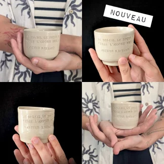 Plusieurs modèles de la tasse à espresso artisanal estampillé avec une citation du poème Soleil et Chair d'Arthur Rimbaud